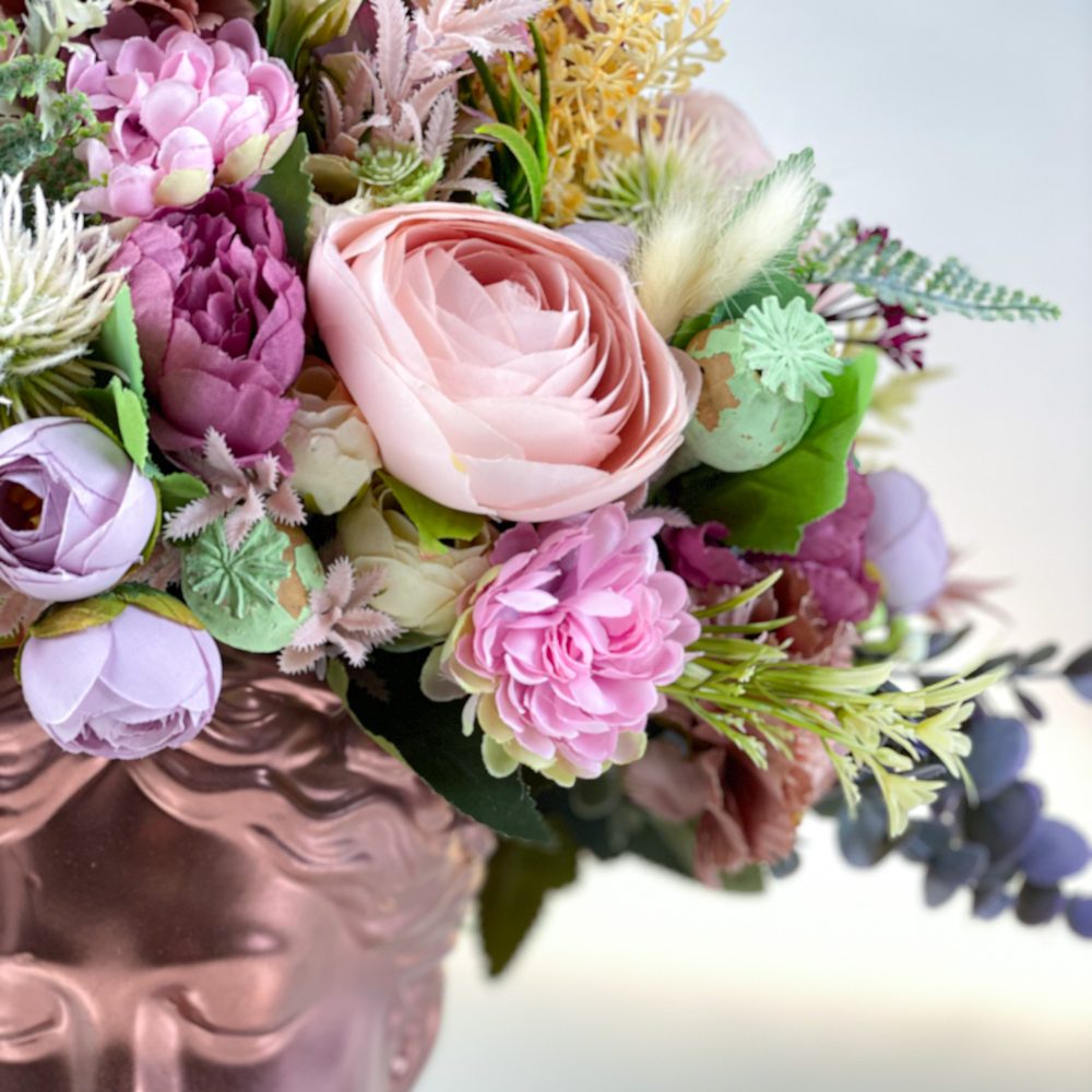 Cadou floral VENUS aranjament cu flori uscate si artificiale boheme theme in pastel rose gold alb si peach 5 scaled