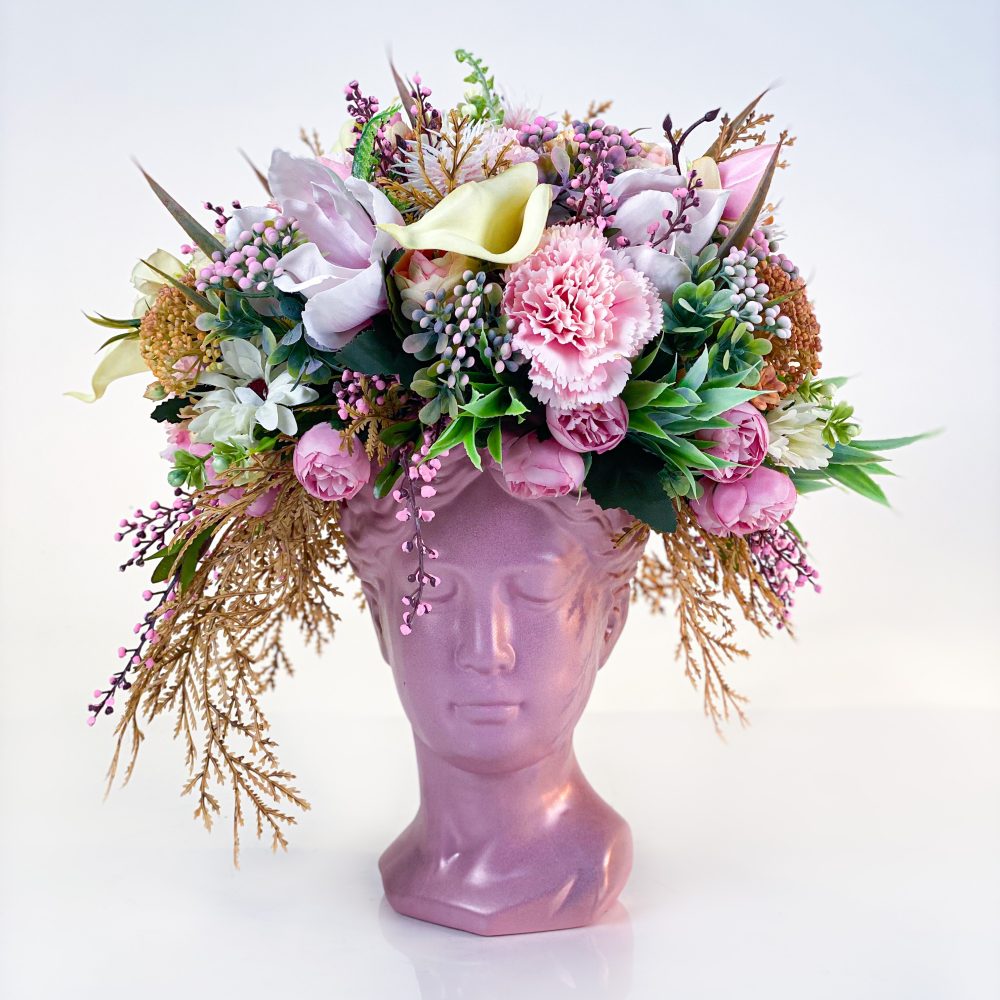 Cadou floral VENUS aranjament cu flori uscate si artificiale pink theme in pastel alb roz si gold 1 scaled