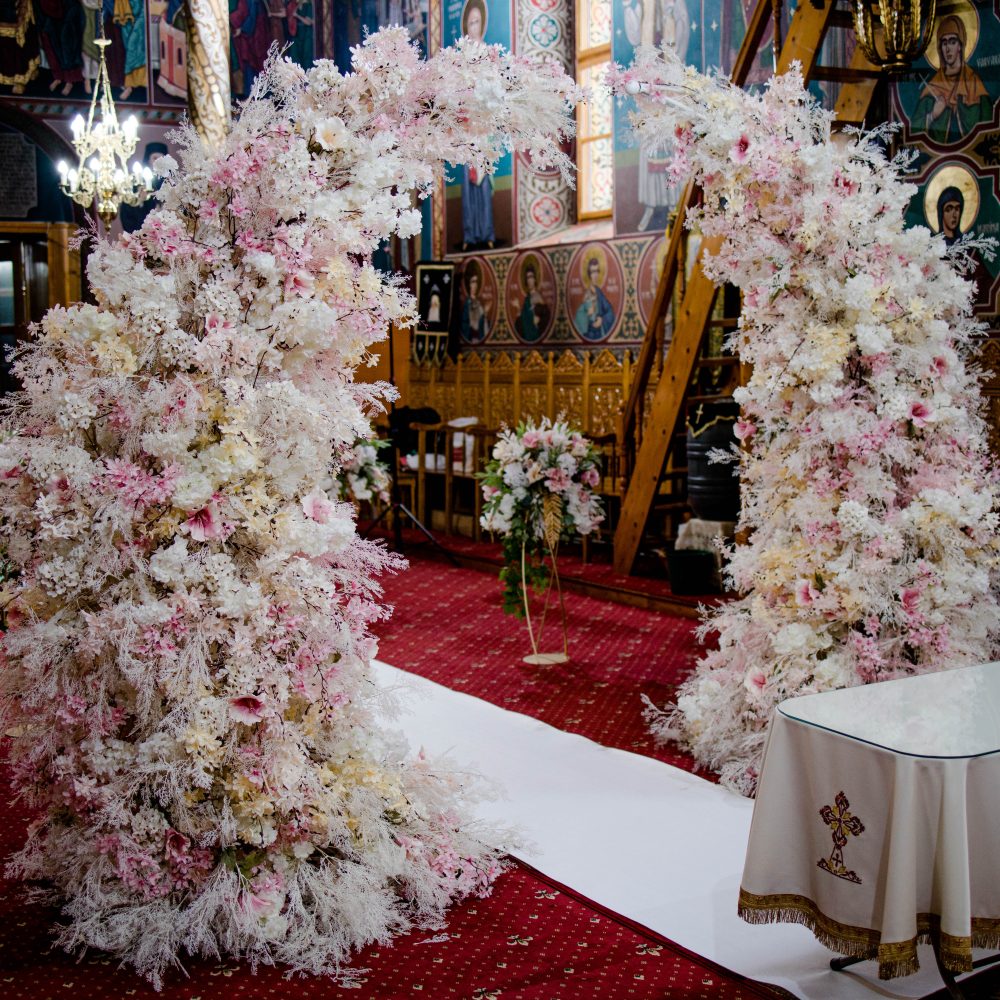 Set Royal Italian wedding in Pastel decor de biserica de inchiriat 5 scaled